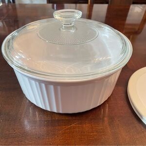 Corning Ware French White Round Casserole Dish Pyrex Glass lid and Plastic seal